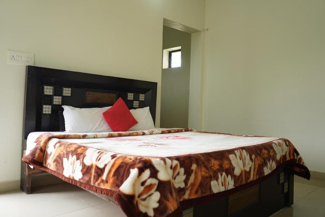 Farm Green View Resort Orchha Exterior foto